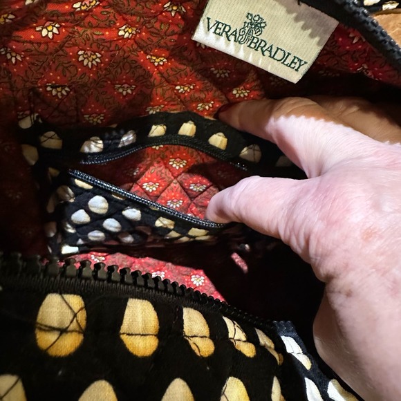Vera Bradley Women’s Black Chicken Egg Quilted Handbag Purse Collectible - Picture 3 of 13